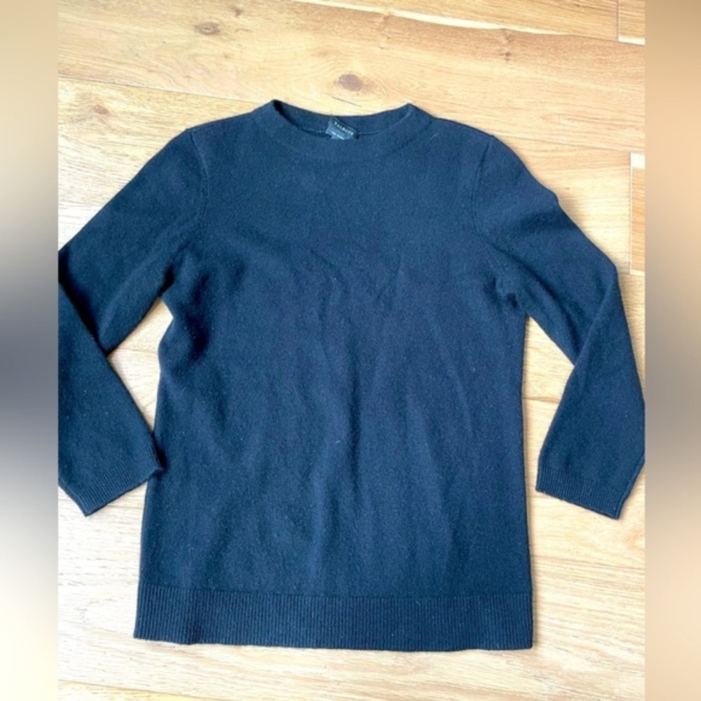 Talbots cashmere crewneck sweater